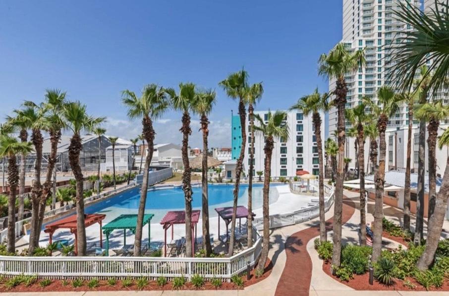 Holiday Inn Resort South Padre Island-Beach Front, An Ihg Hotel Exterior photo